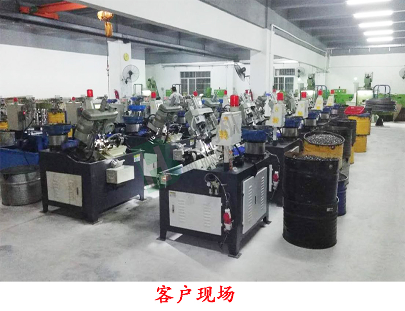 全自動攻絲機九大優勢